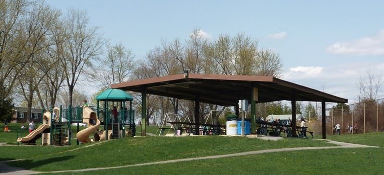 Boroline Park Pavilion and Playground Structure